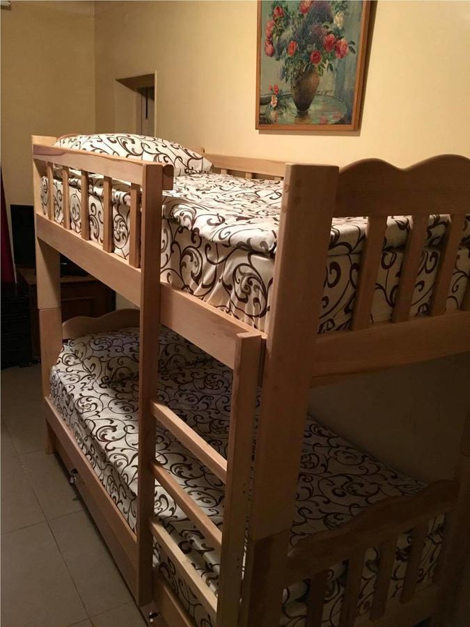 יירבאן Best Hostel Republic Square מראה חיצוני תמונה
