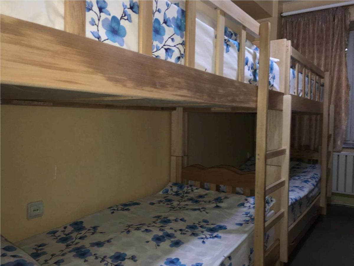 יירבאן Best Hostel Republic Square מראה חיצוני תמונה