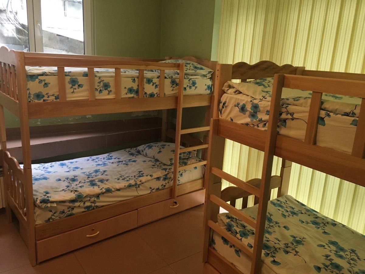 יירבאן Best Hostel Republic Square מראה חיצוני תמונה