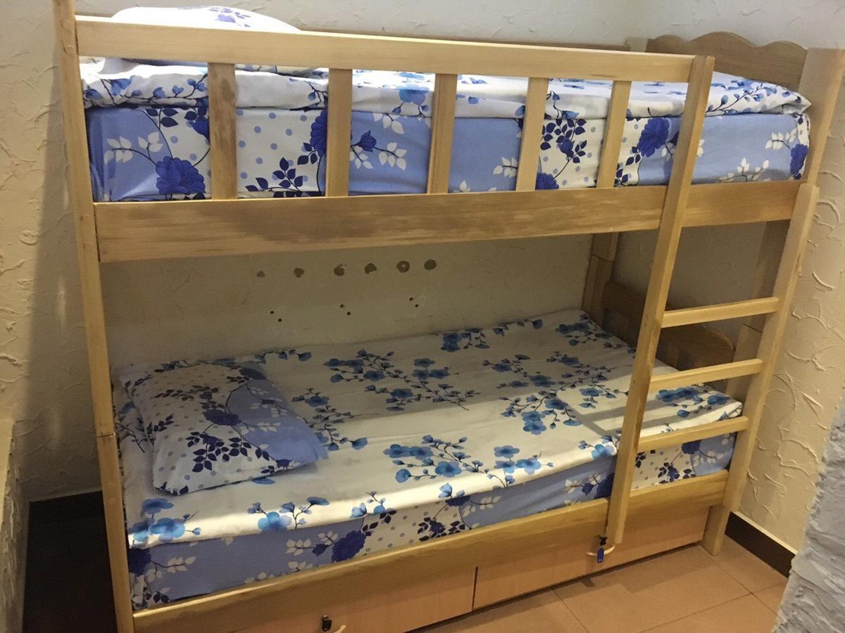 יירבאן Best Hostel Republic Square מראה חיצוני תמונה