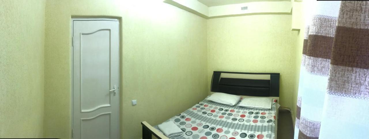 יירבאן Best Hostel Republic Square מראה חיצוני תמונה